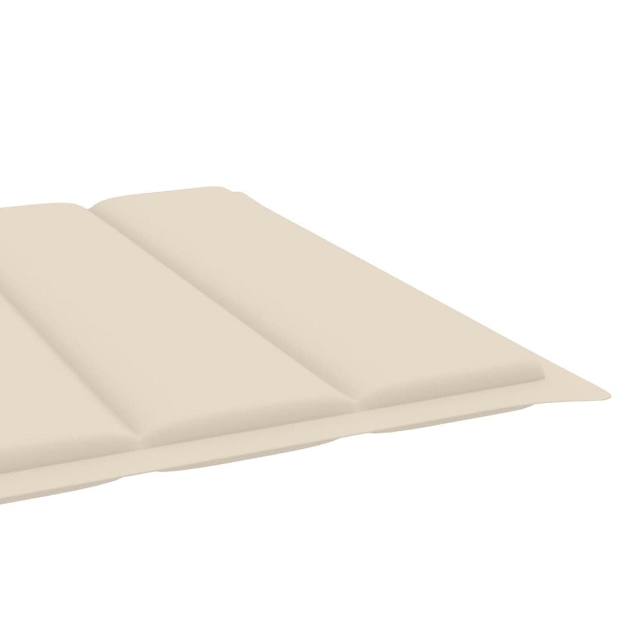 Cremefarbenes Kissen. Es hat drei separate Abschnitte, ideal für Sitzgelegenheiten im Freien.