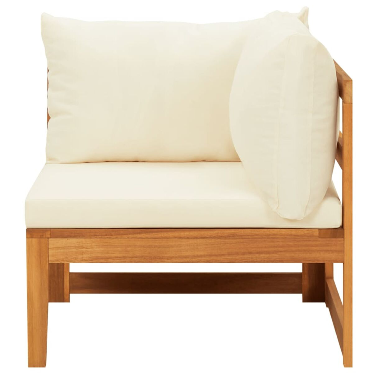 Ecksofa aus Holz mit cremefarbenen Kissen. Einfaches und elegantes Design. Weißer Hintergrund.