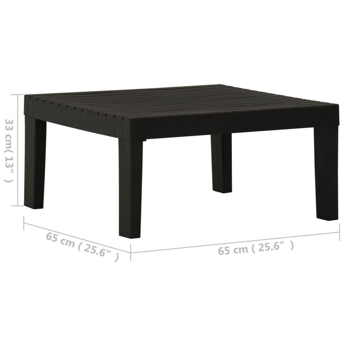 Schwarzer quadratischer Tisch. Maße sind 65x65x33 cm. Vier Beine stützen die Lattenoberfläche. Isoliert auf Weiß.