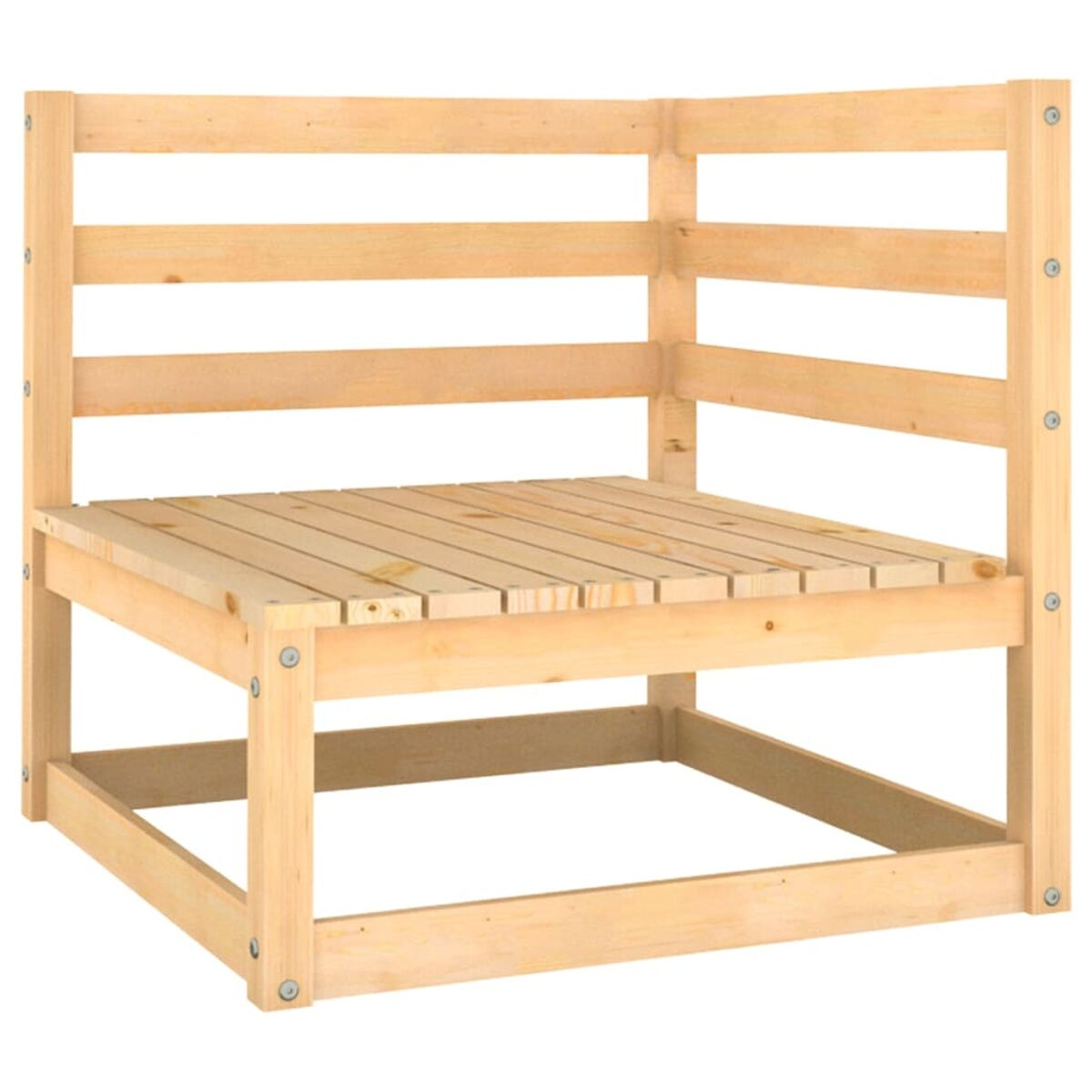 Eine Eck-Holzsitzgelegenheit im Freien auf weißem Hintergrund.
