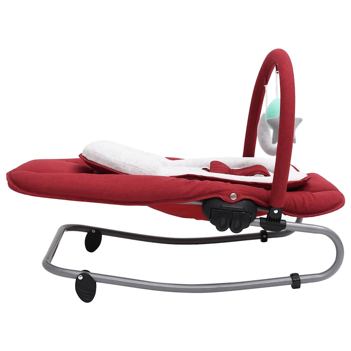Roter Baby-Wippstuhl mit weißem und rotem Stoff. Auf einem gebogenen grauen Rahmen.