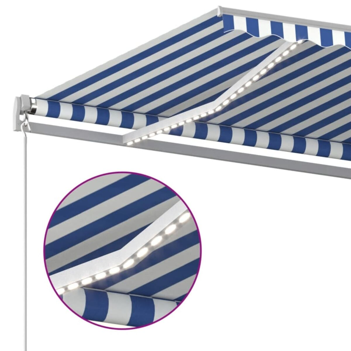 Nahaufnahme einer Markise mit blau-weißen Streifen und LED-Leuchten.