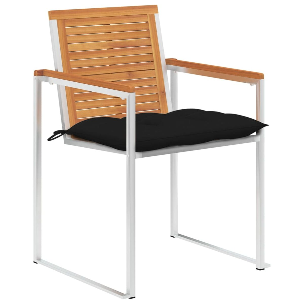 Stuhl mit Holzrücken und Armlehnen und einem schwarzen Kissen. Weißes Metallgestell.