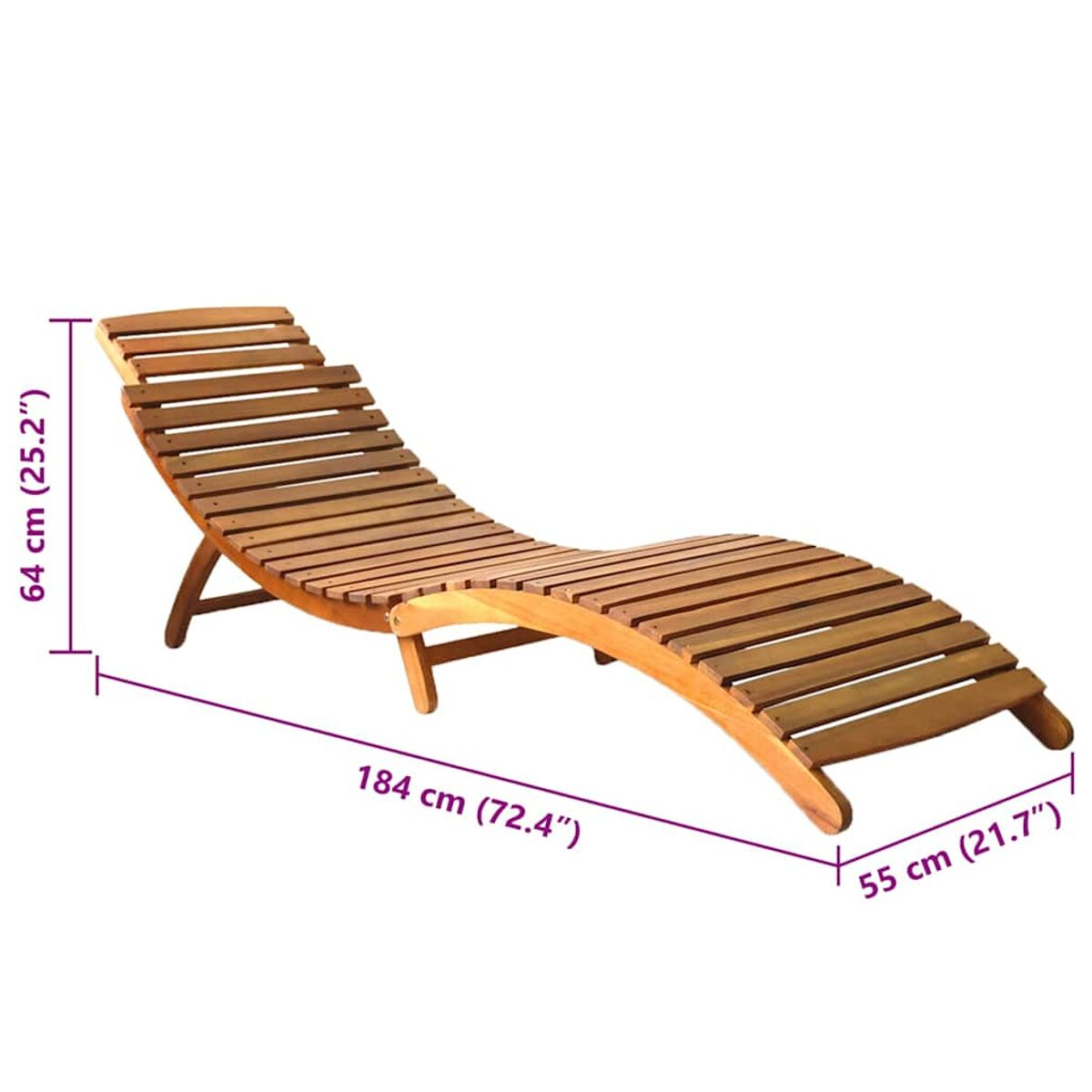 Chaise Lounge aus Holz. Lattenrost. Gebogene Form. Maße angegeben. Weißer Hintergrund.