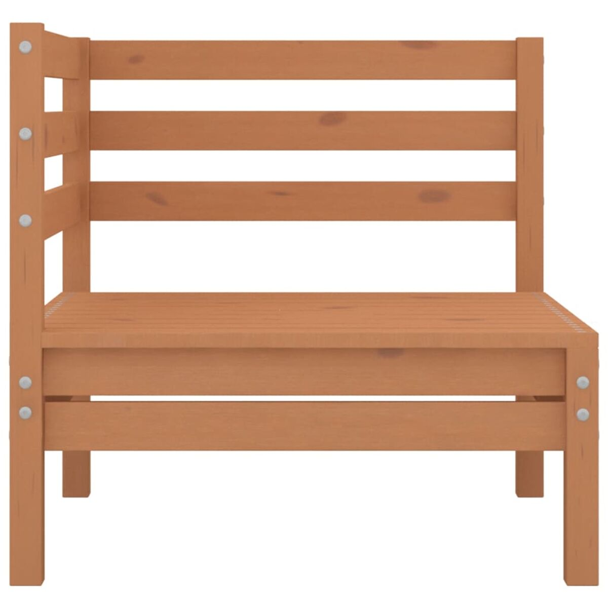 Holzbank mit horizontalen Latten für Sitzfläche und Rückenlehne. Braune Holzfarbe.