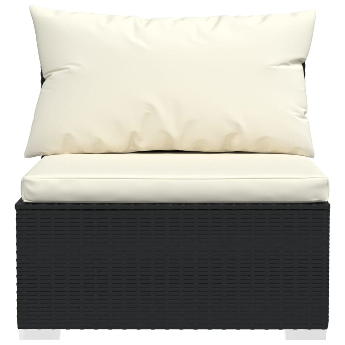 Schwarzes Rattan-Sofa mit weißem Kissen und Kissen. Weißer Hintergrund.