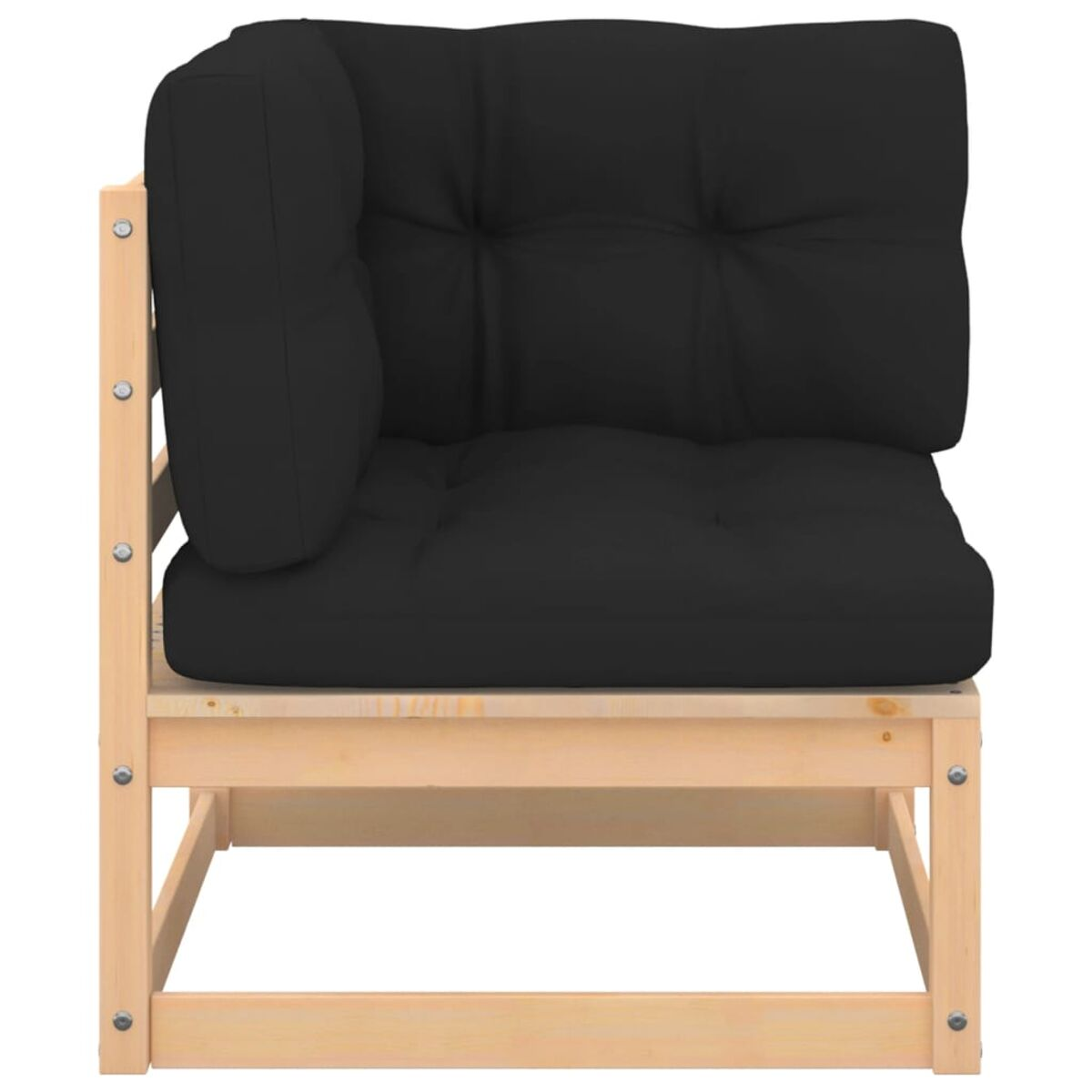 Ecksofa mit schwarzem Kissen. Das Sofa hat einen Rahmen aus Naturholz. Weißer Hintergrund.