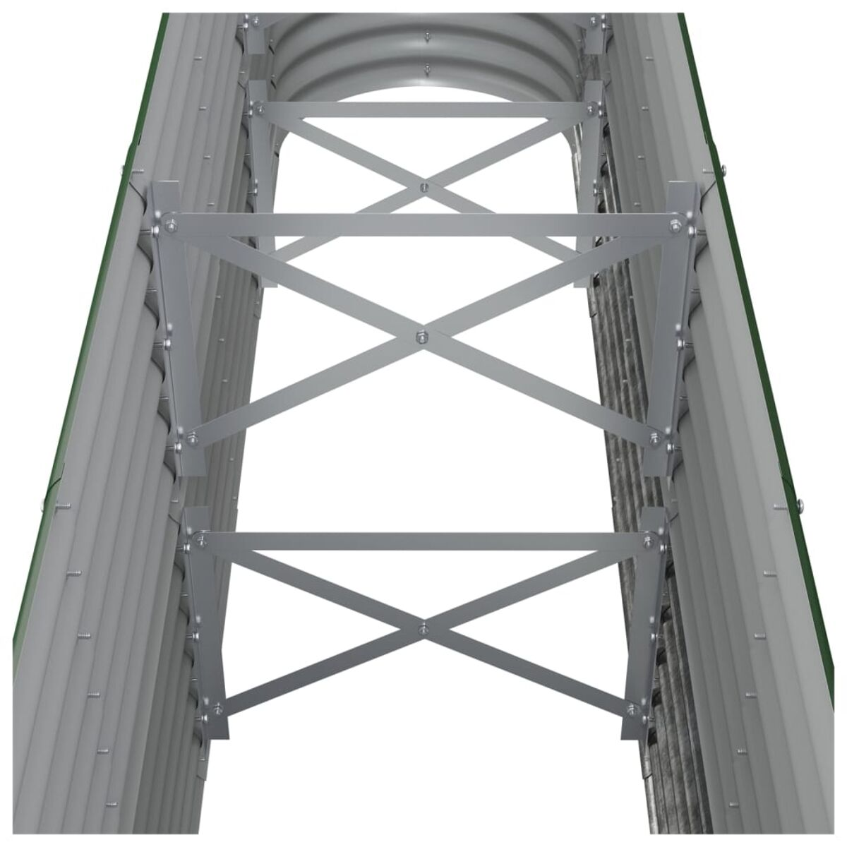 Ansicht von unten einer Metallkonstruktion mit grünem Dach. Das Design ist eine Brücke.
