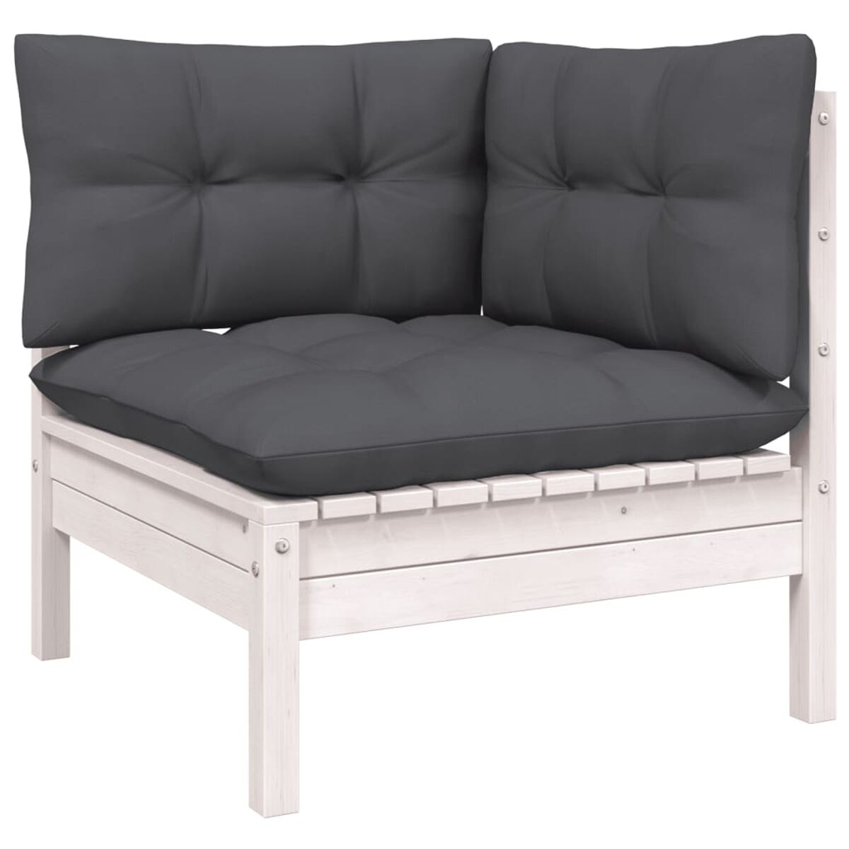 Ecksofa in Weiß mit grauen Kissen, schräge Aufnahme, isoliert.