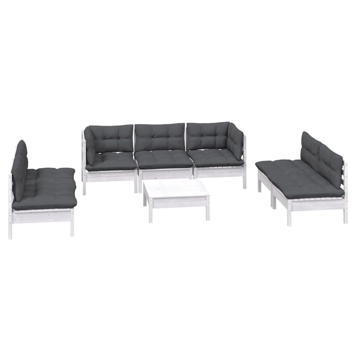 Weißes Outdoor-Möbelset aus Holz mit grauen Kissen. Inklusive Sofa, Stühlen und Tisch.