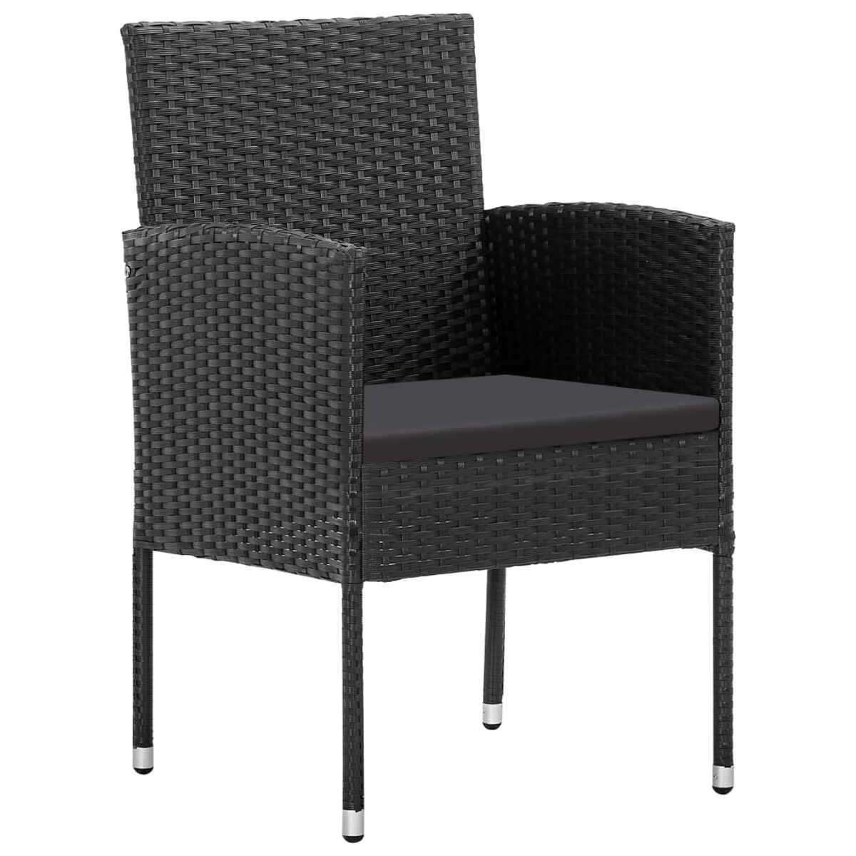 Poltrona in rattan nero con cuscino grigio scuro, isolata su bianco.