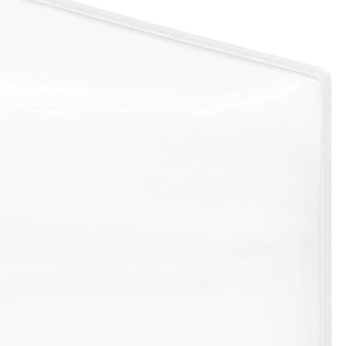 Eine Nahaufnahme einer transparenten Kunststofffolie, die Details des Materials zeigt.