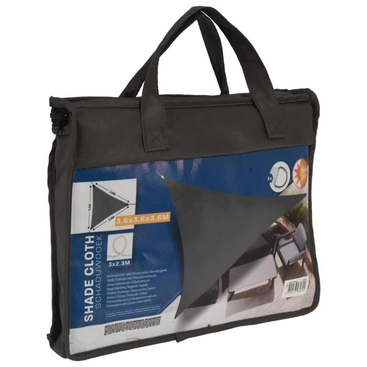 Schwarzes Sonnensegel in einer Tasche, Dreiecksform gezeigt.
