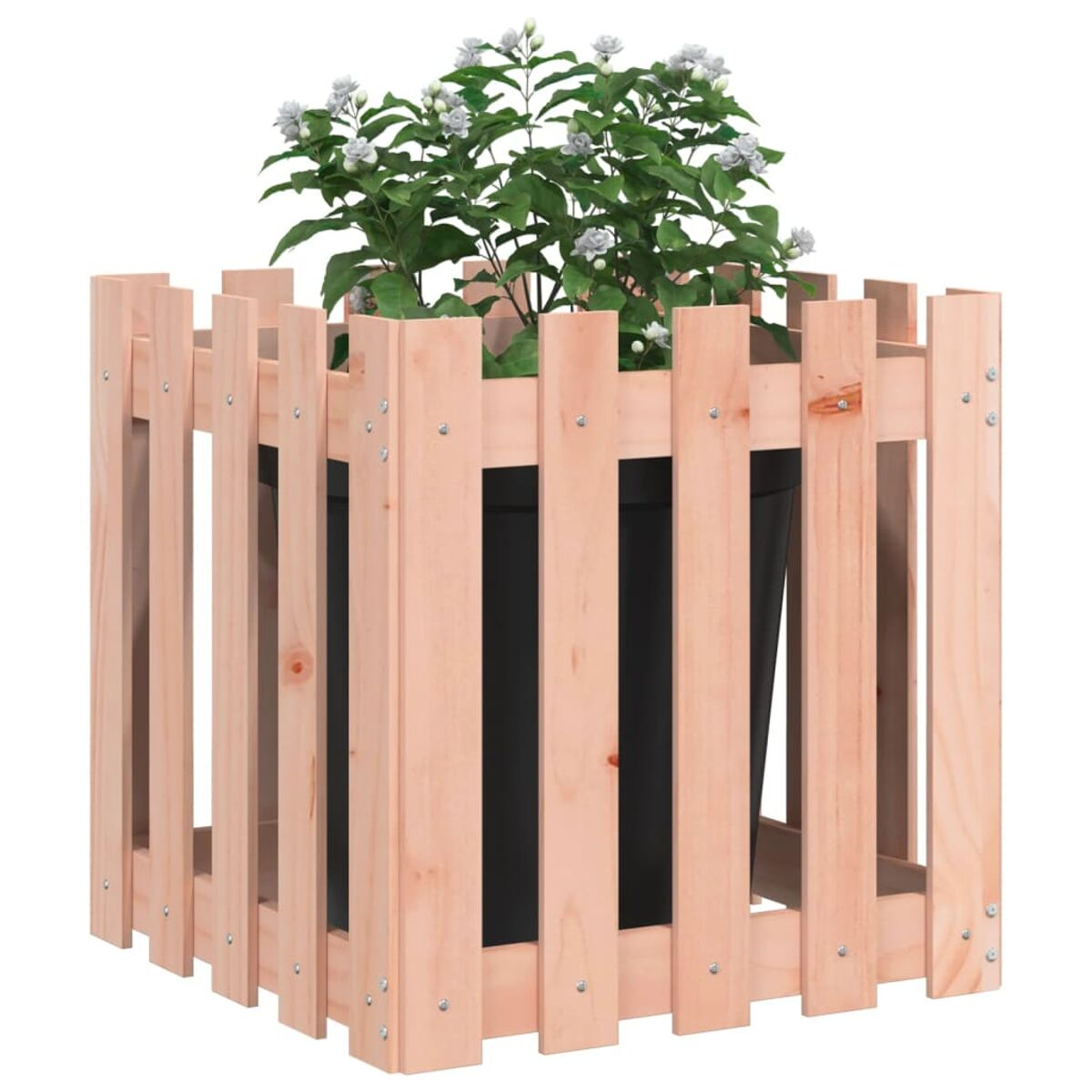 Ein Holzpflanzer mit Blumen. Der Pflanzer hat vertikale Bretter und ist quadratisch.