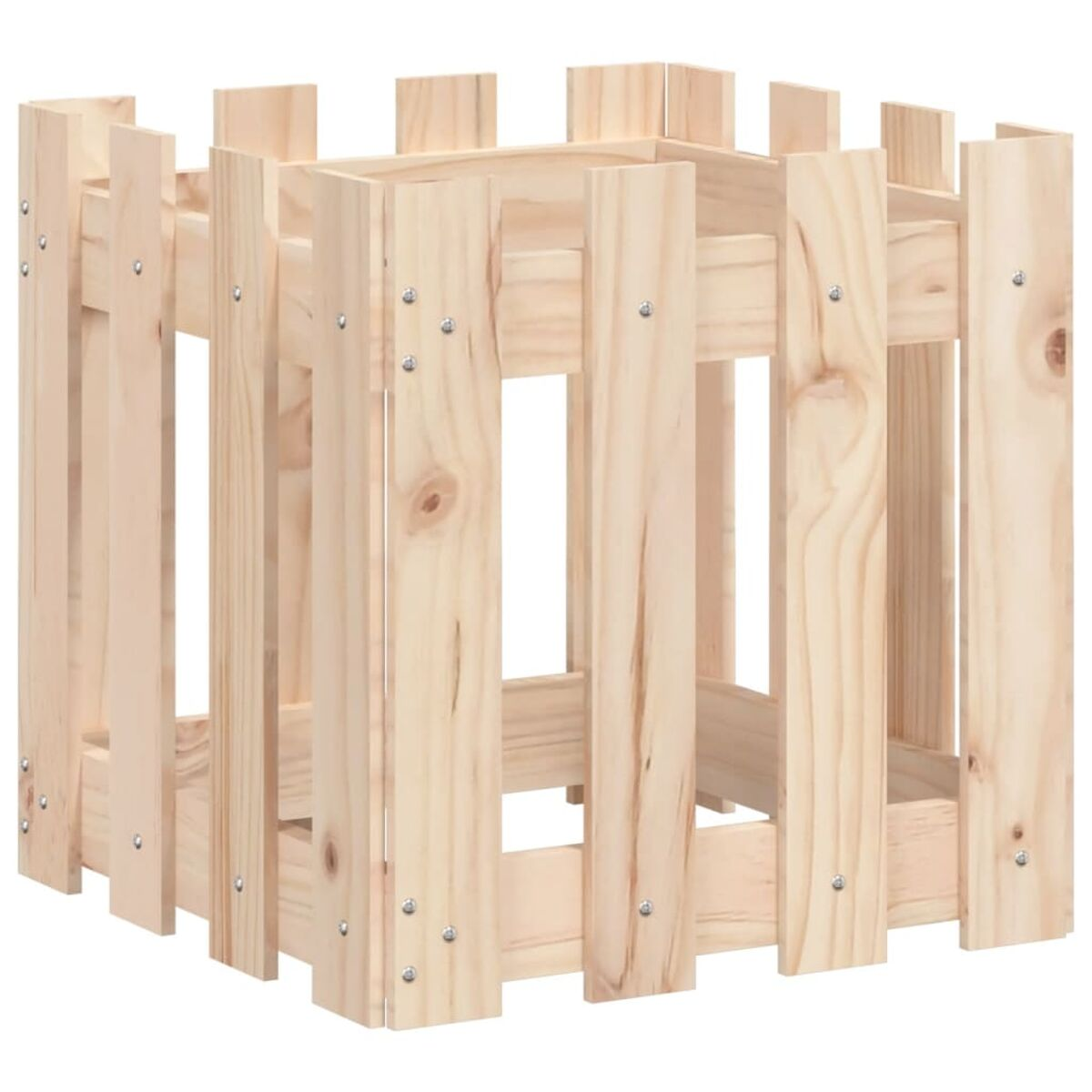 Eine hellfarbene Holzkiste aus vertikalen Brettern mit Metallbefestigungen.