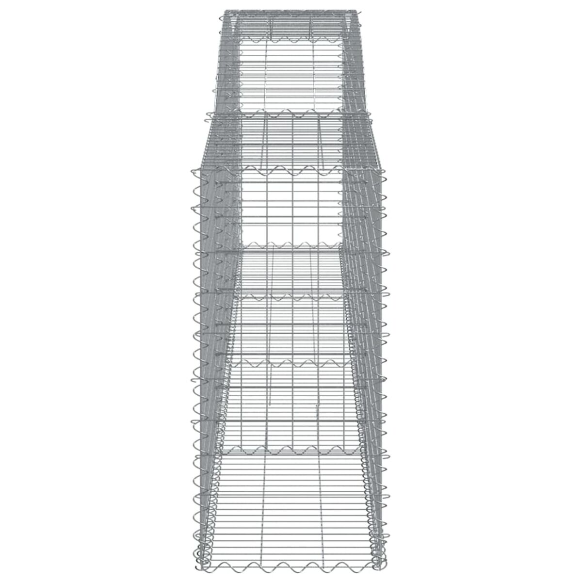 Drahtgitter-Gabion. Es ist hoch und rechteckig mit einer Reihe horizontaler Stützen. Der Hintergrund ist weiß.