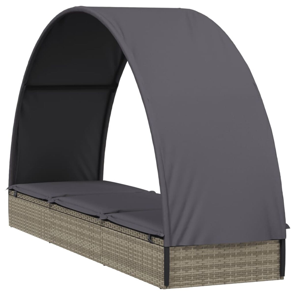 Ein graues Outdoor-Himmelbett mit dunkelgrauem Baldachin. Es hat eine gewebte Basis und graue Kissen.