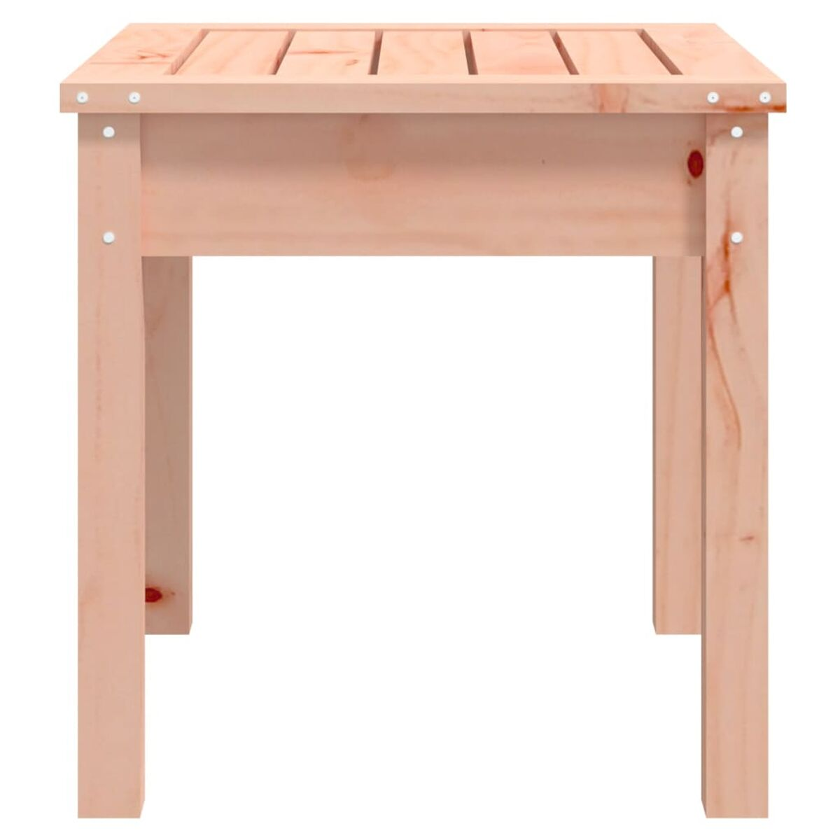 Beistelltisch aus hellem Holz. Der Hintergrund ist weiß.