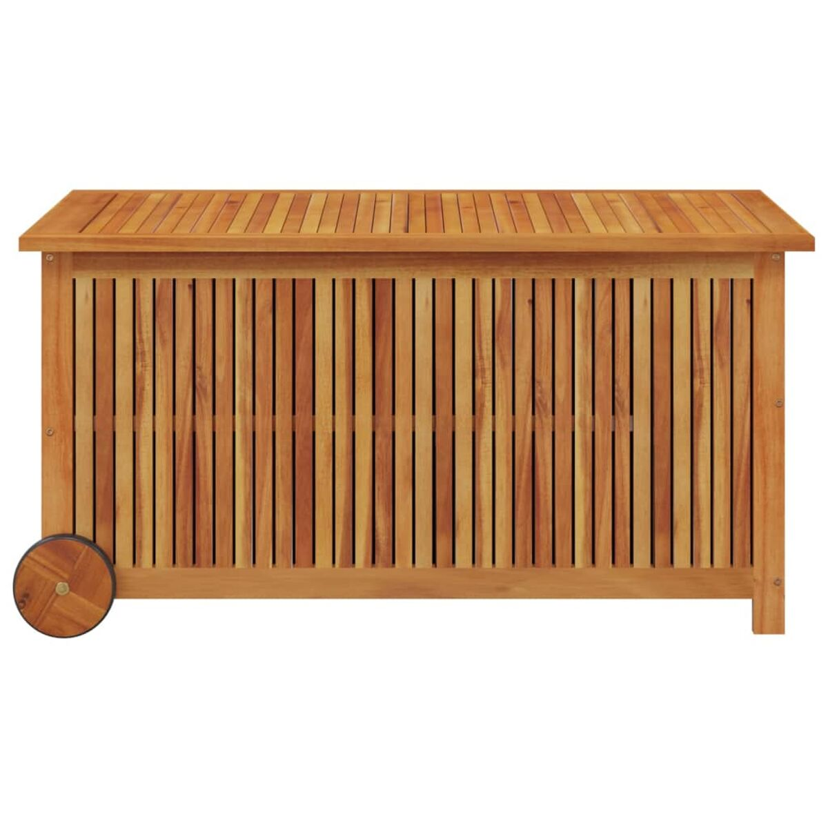 Eine Holz-Truhe mit einer Lamellenfront und einem Rad. Sie hat einen Deckel.