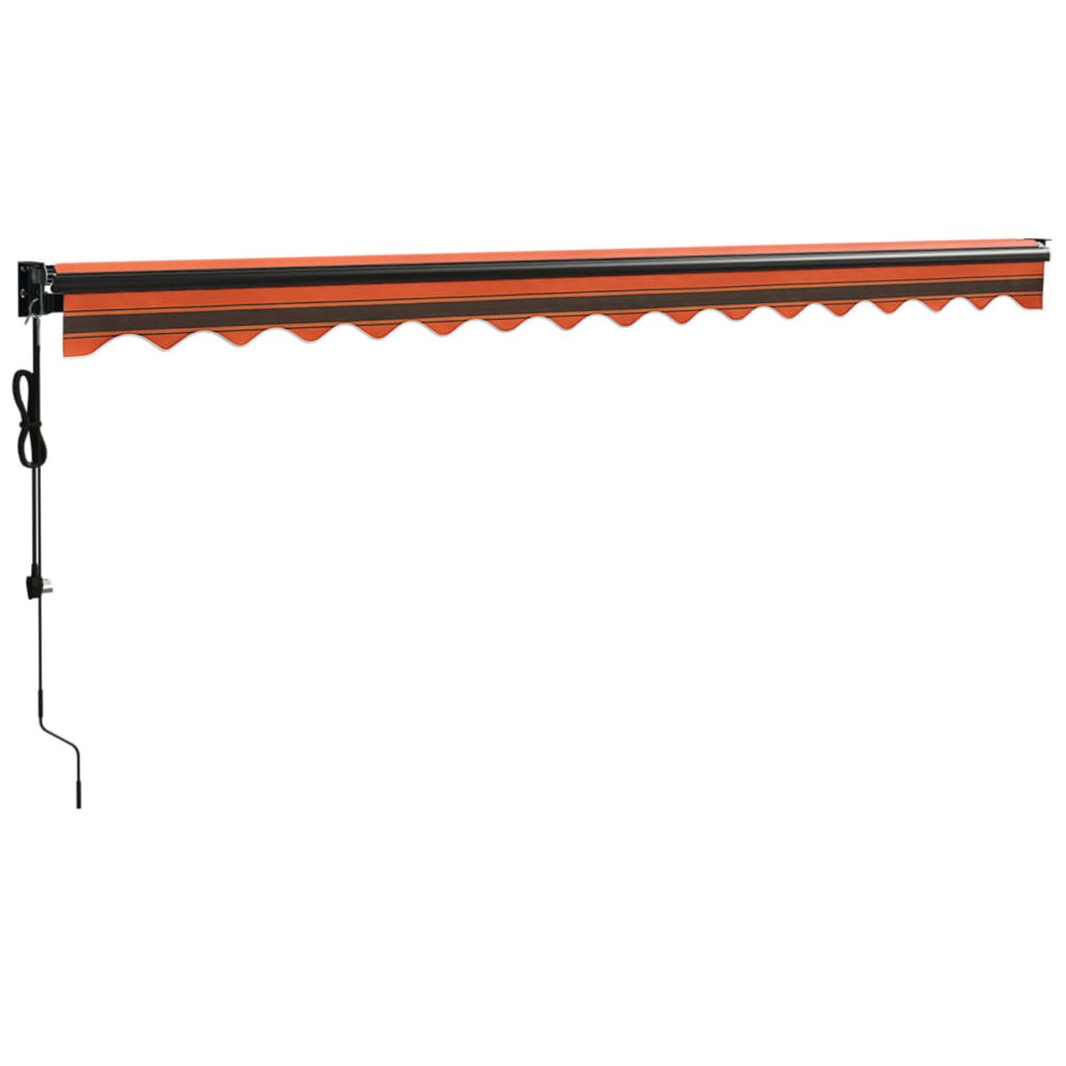 Ein orange-schwarz gestreifter Sonnenschirm ist ausgefahren. Er ist an einer weißen Wand befestigt.