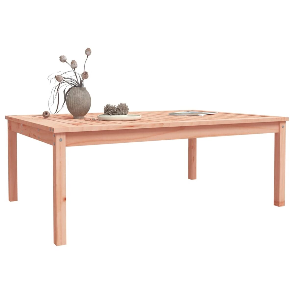 Rechteckiger Holztisch mit Beinen, Vase und Deko auf der Tischoberfläche. Weißer Hintergrund.