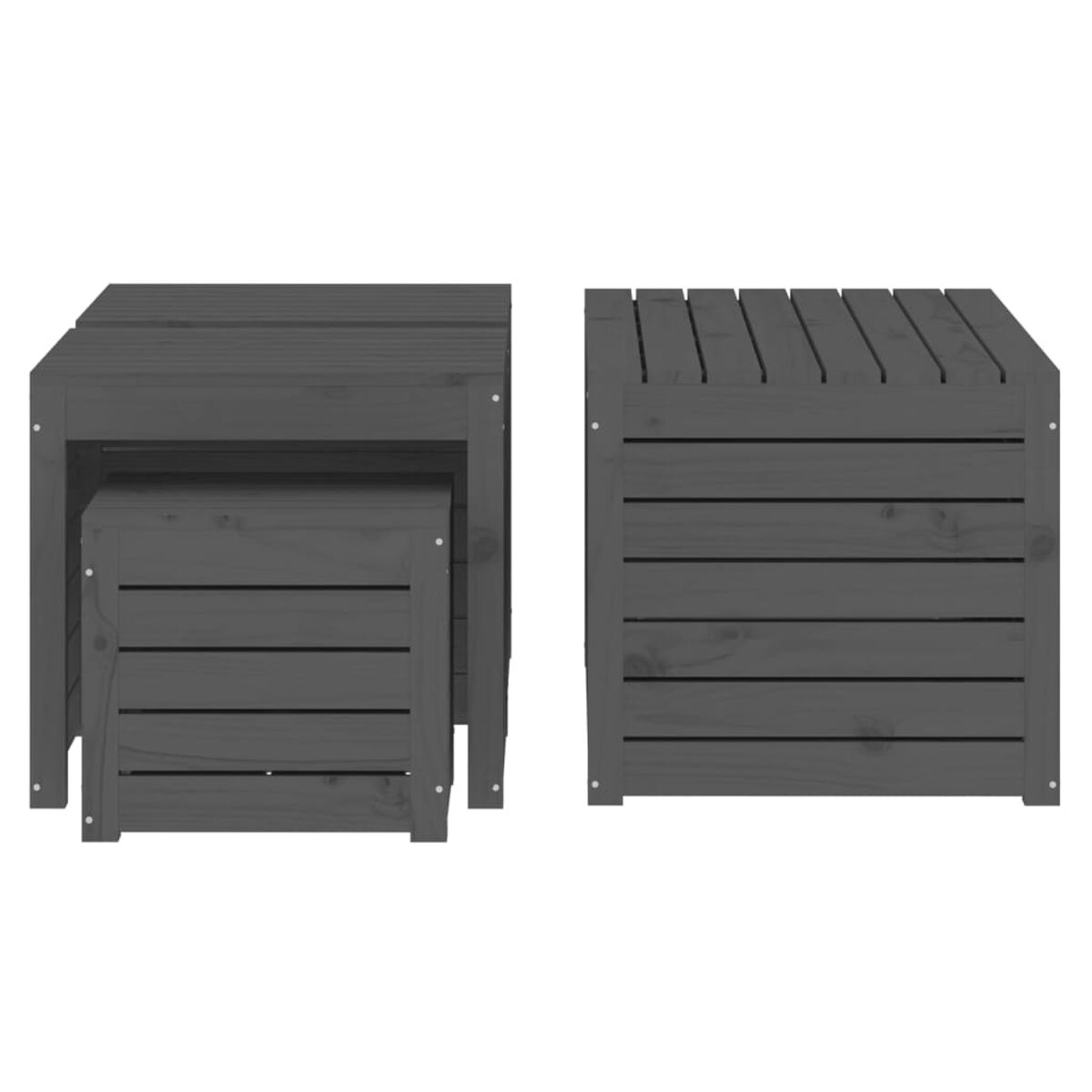 Drei graue Holz-Aufbewahrungsboxen, zwei offen, eine geschlossen, auf weißer Fläche.