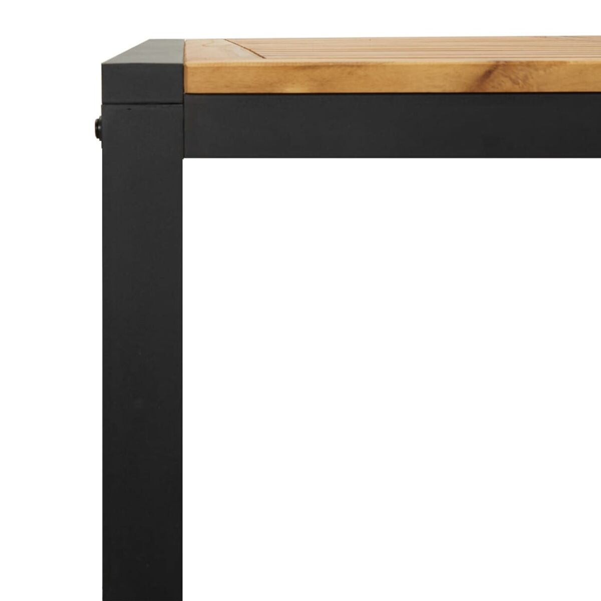 Nahaufnahme eines schwarzen Metallrahmens mit Holzplatte. Das Holz hat eine natürliche, hellbraune Farbe.