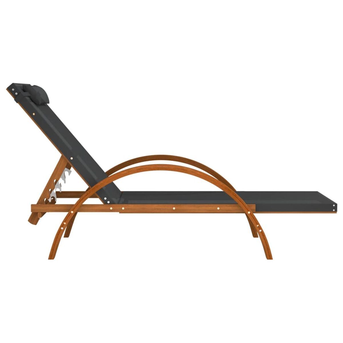 Chaiselongue aus Holz mit schwarzem Stoff und Kopfstütze.