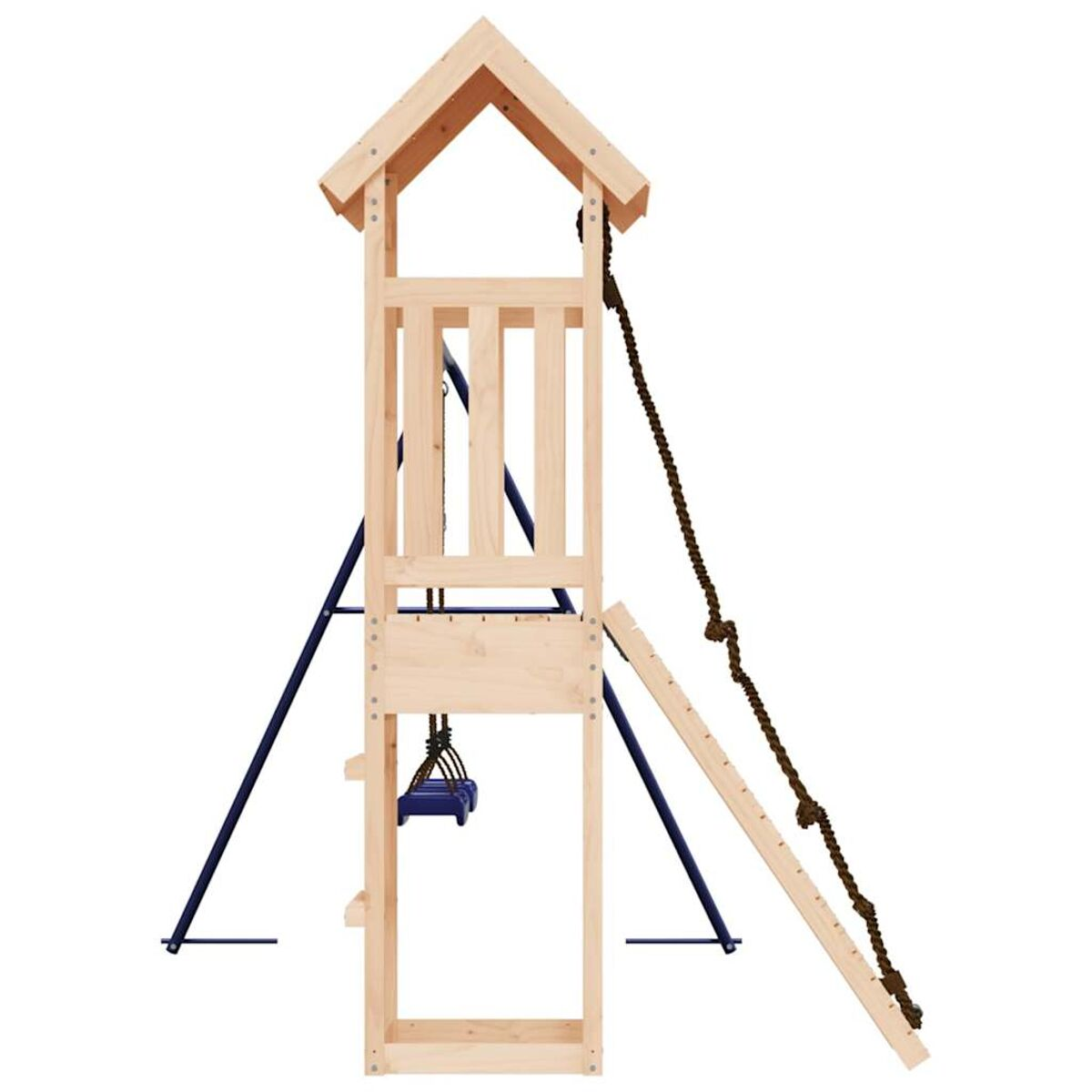 Spielplatz aus Holz mit Rutsche und Strickleiter. Blaue Schaukeln und ein Dach sind sichtbar.