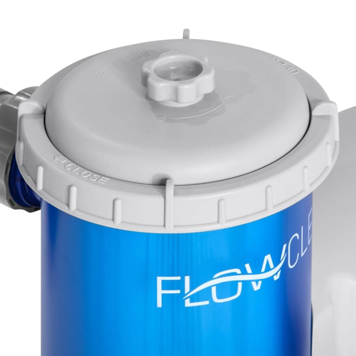 Nahaufnahme eines blauen Poolfilters mit dem Text 'FLOWCLE' und einem grau-weißen Design.