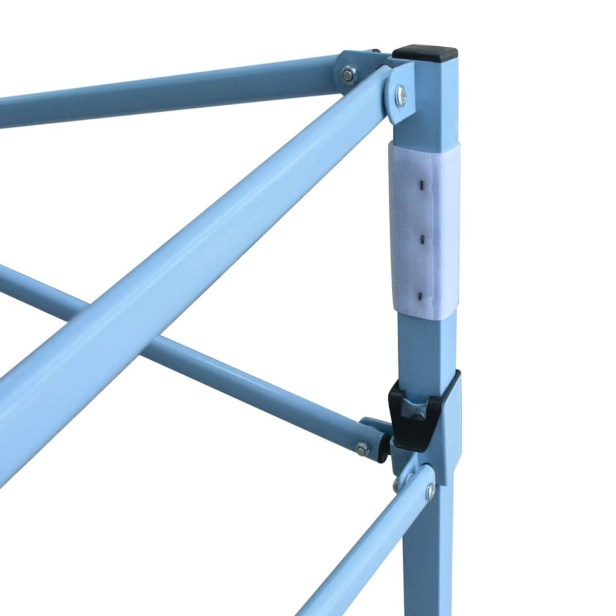 Blaue Metallecke. Ein weißer Klettverschluss ist am Pfosten befestigt.