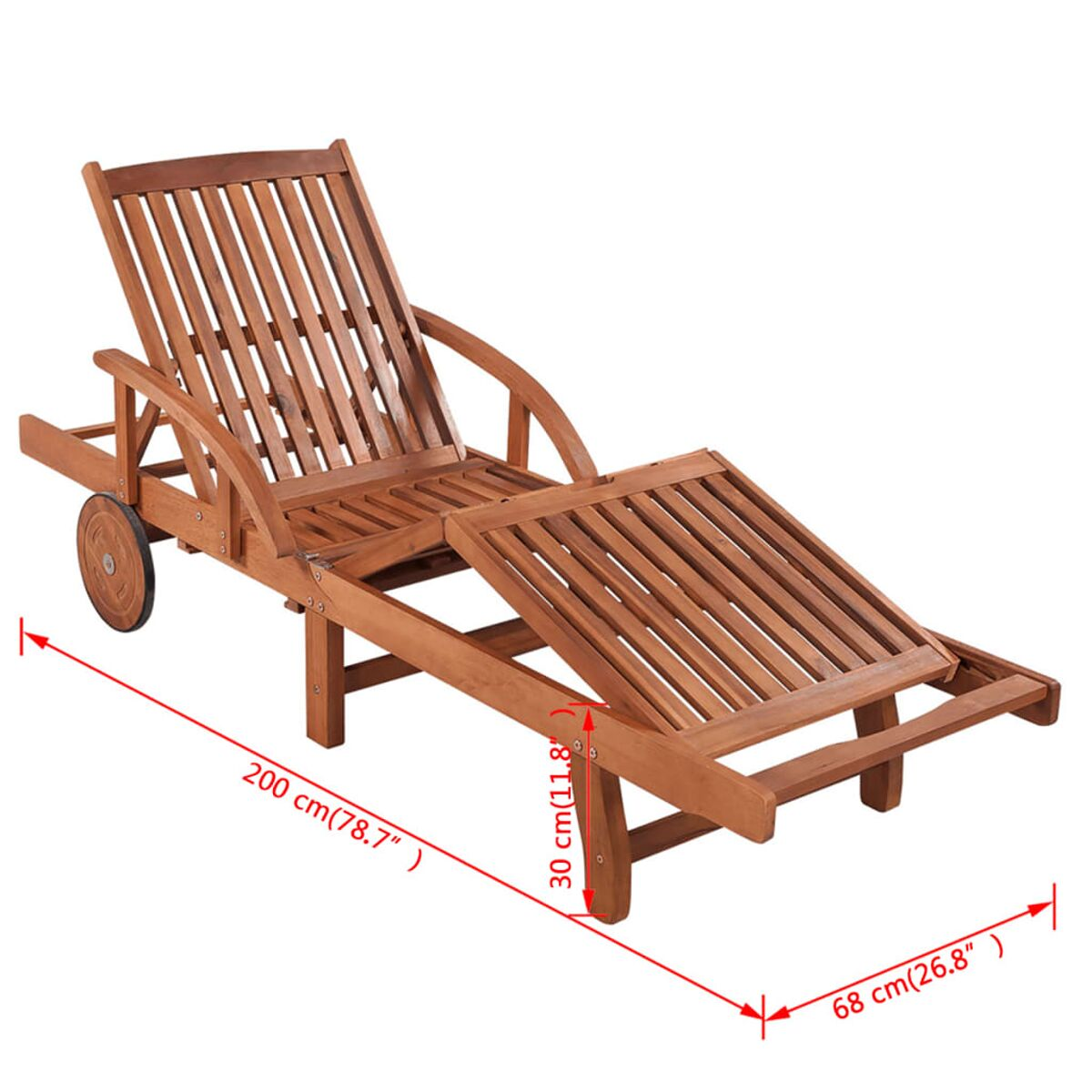 Sonnenliege aus Holz mit Rädern und Maßen. Sie hat ein Lamellendesign und ist offen.