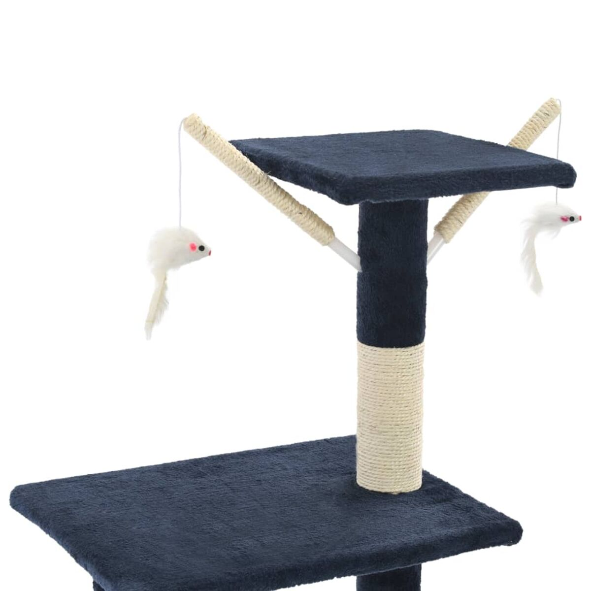 Ein Katzenturm mit zwei hängenden Spielzeugmäusen.