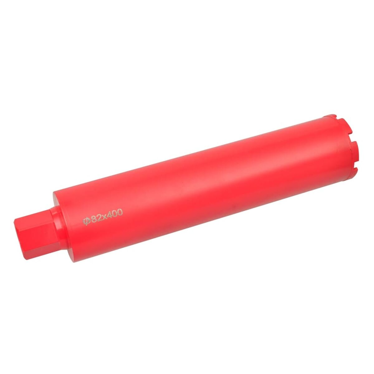 Roter Betonbohrer mit Maßangaben. Isoliert auf weißem Hintergrund.
