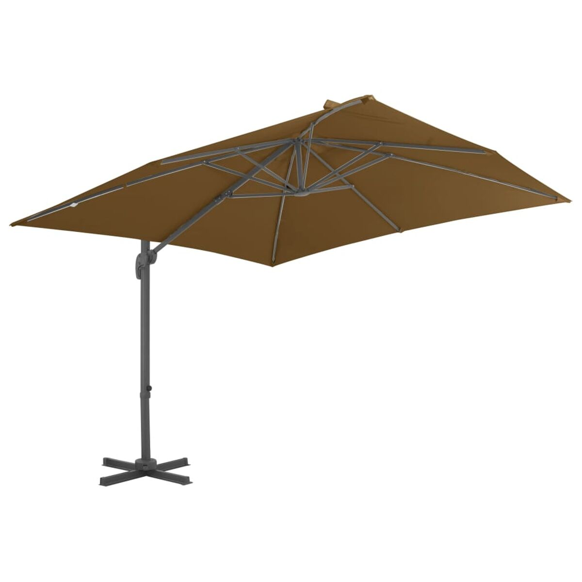 Ein brauner Offset-Regenschirm mit Metallgestell auf weißem Hintergrund.