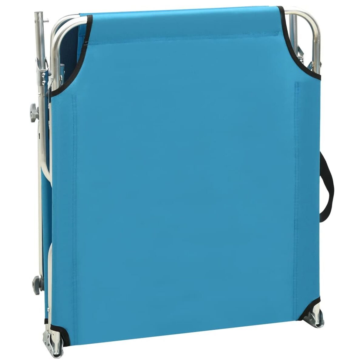 Ein zusammengeklappter blauer Strandstuhl auf weißem Hintergrund. Metallrahmen mit schwarzen Akzenten.