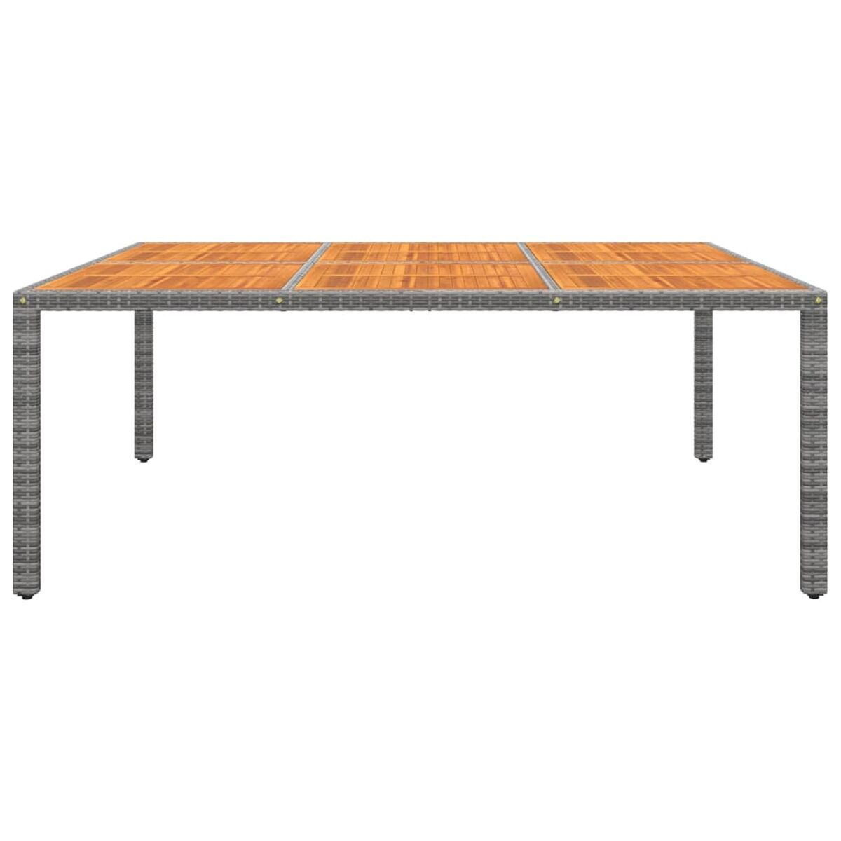 Rechteckiger grauer Tisch mit Holzplatte. Es hat einen grauen Korbflechtrahmen. Weißer Hintergrund.