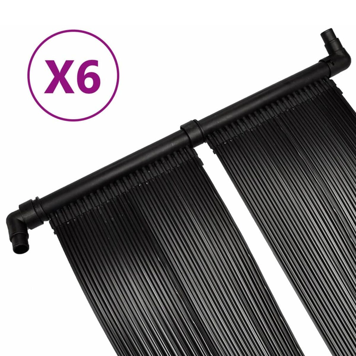 Sechs schwarze Sonnenkollektoren, verbunden mit schwarzen Rohren. X6-Etikett sichtbar.