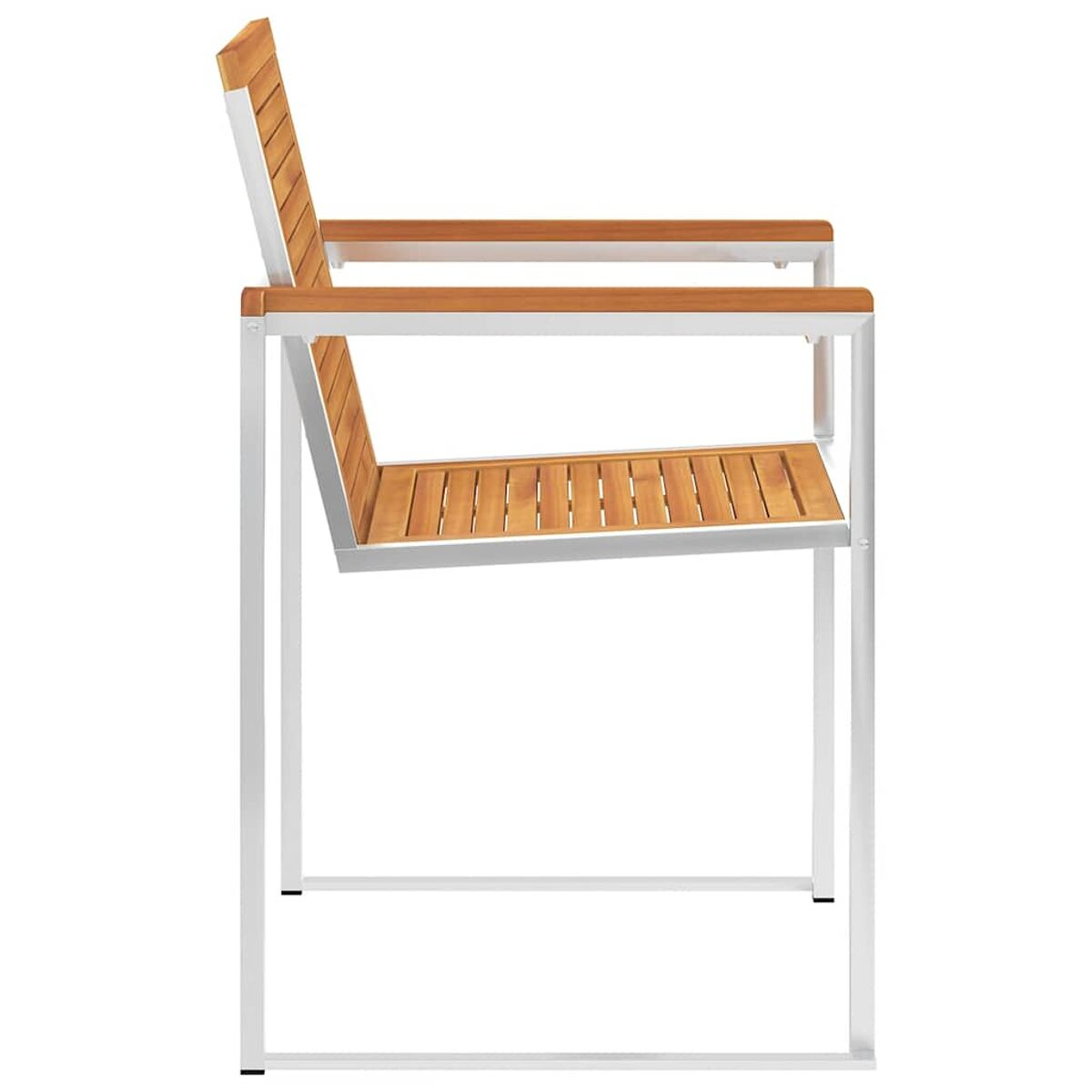 Seitenansicht eines Stuhls mit Holzsitzen und Armlehnen und weißem Rahmen.