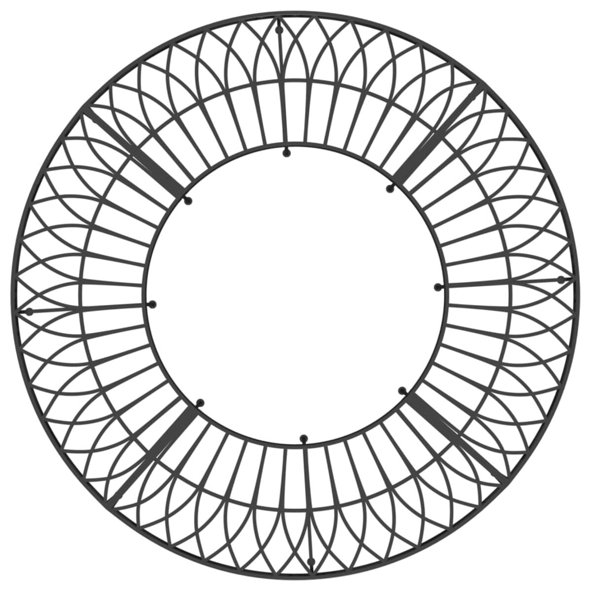 Schwarzer, kreisförmiger Metallbaumrost mit einem kunstvollen Design. Er hat eine zentrale Öffnung.