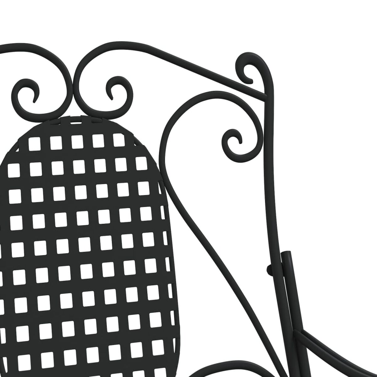 Nahaufnahme eines schwarzen Metallstuhldetails. Es hat ein dekoratives Design mit quadratischen Ausschnitten.