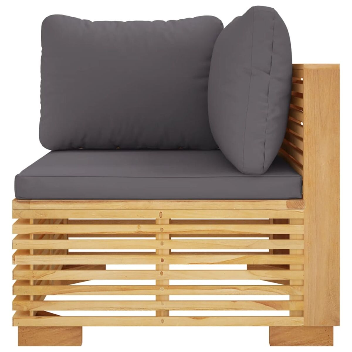 Holz-Außensofa. Graue Kissen auf Sitz und Rücken. Lattenrahmen.