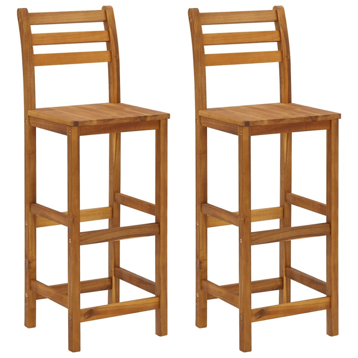 Zwei Barhocker aus Holz. Die Hocker haben ein Holzgestell und einen Sitz mit drei horizontalen Lamellen.