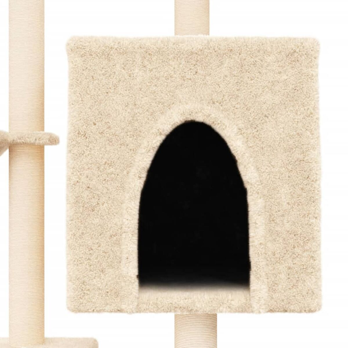 Beige Katzenbaum mit quadratischem Haus und hohem Kratzbaum.