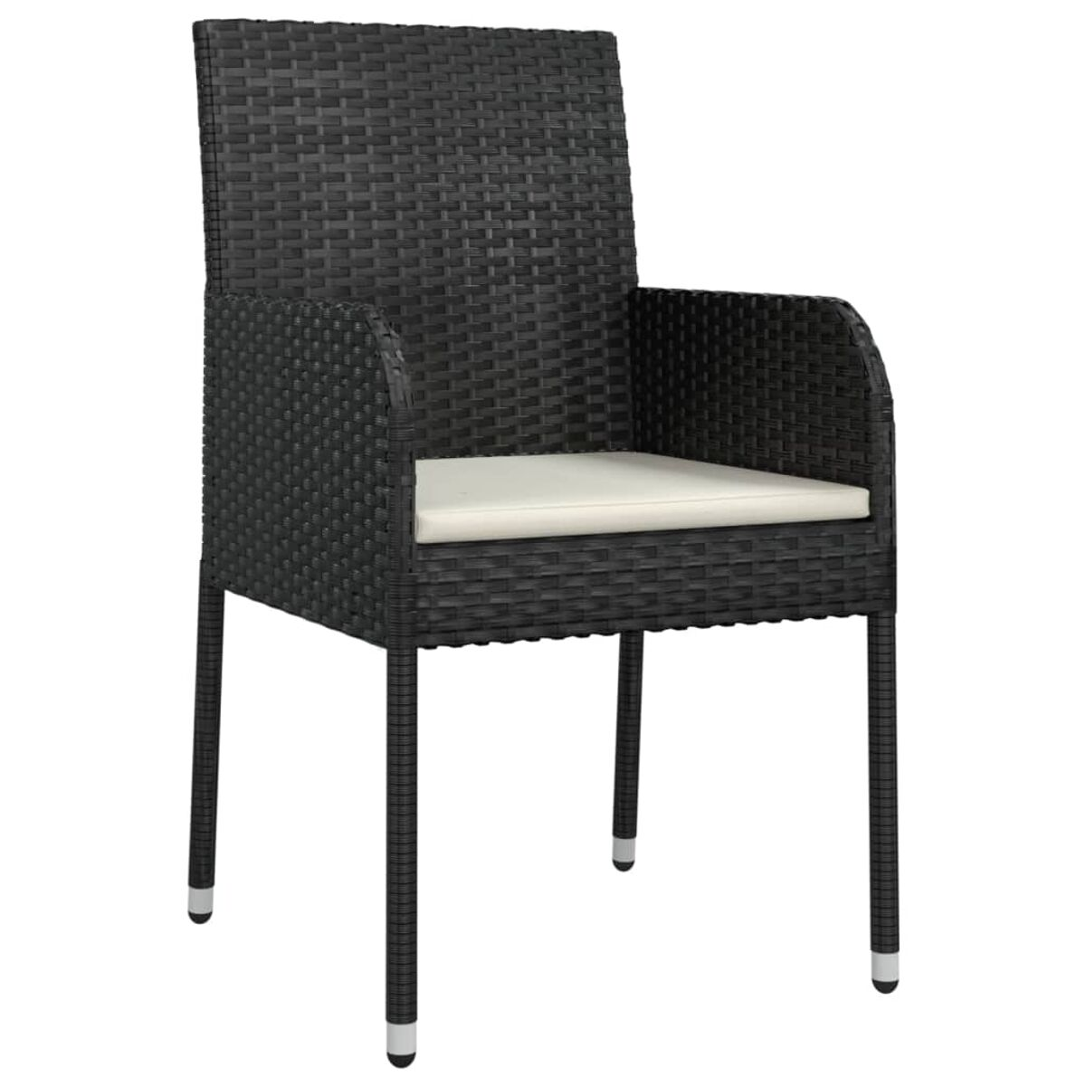 Schwarzer Rattan-Stuhl mit weißem Kissen auf weißem Hintergrund.