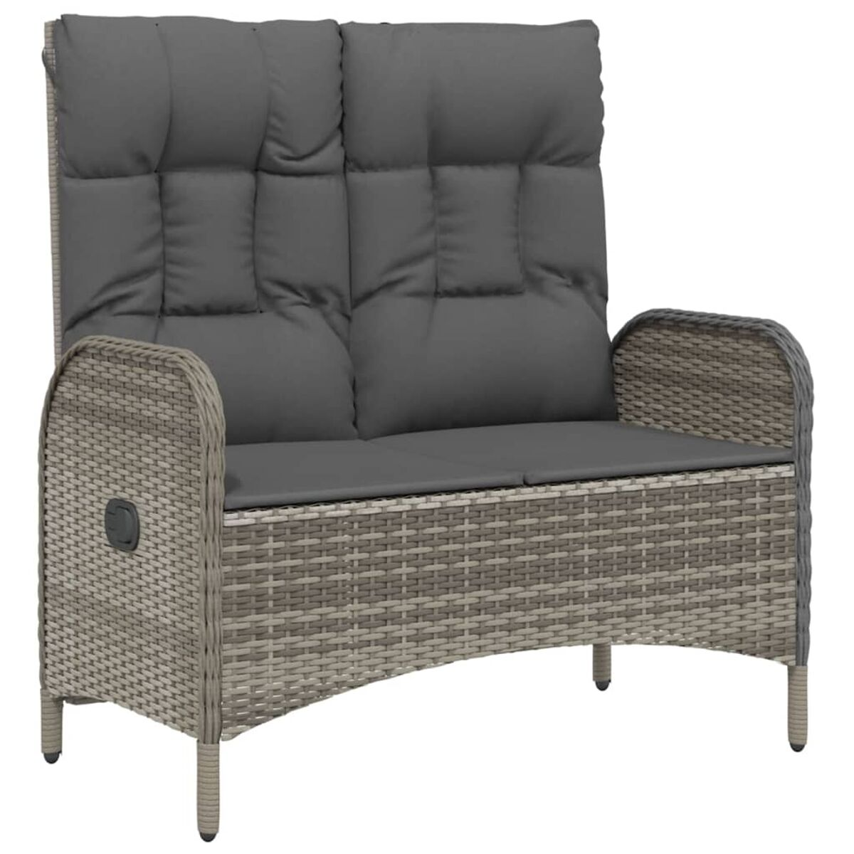 Rattan-Loveseat mit grauen Kissen. Hoher Rücken. Grauer und beiger Rahmen.