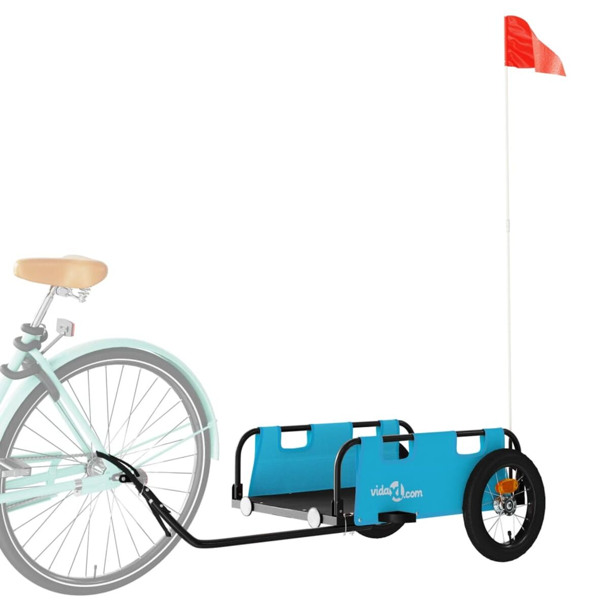 Ein Fahrrad mit blauem Anhänger und roter Flagge an einer Stange. Weißer Hintergrund.