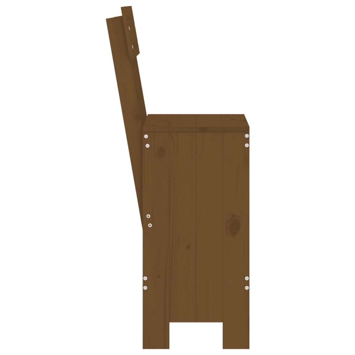 Ein brauner Holzstuhl von der Seite. Es hat eine hohe Rückenlehne.