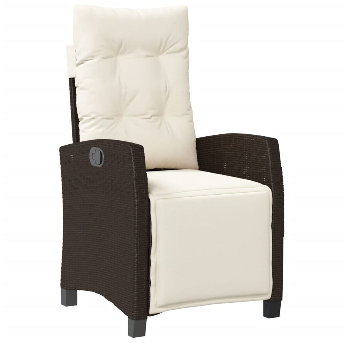 Poltrona reclinabile marrone scuro con cuscino bianco. Sfondo bianco.