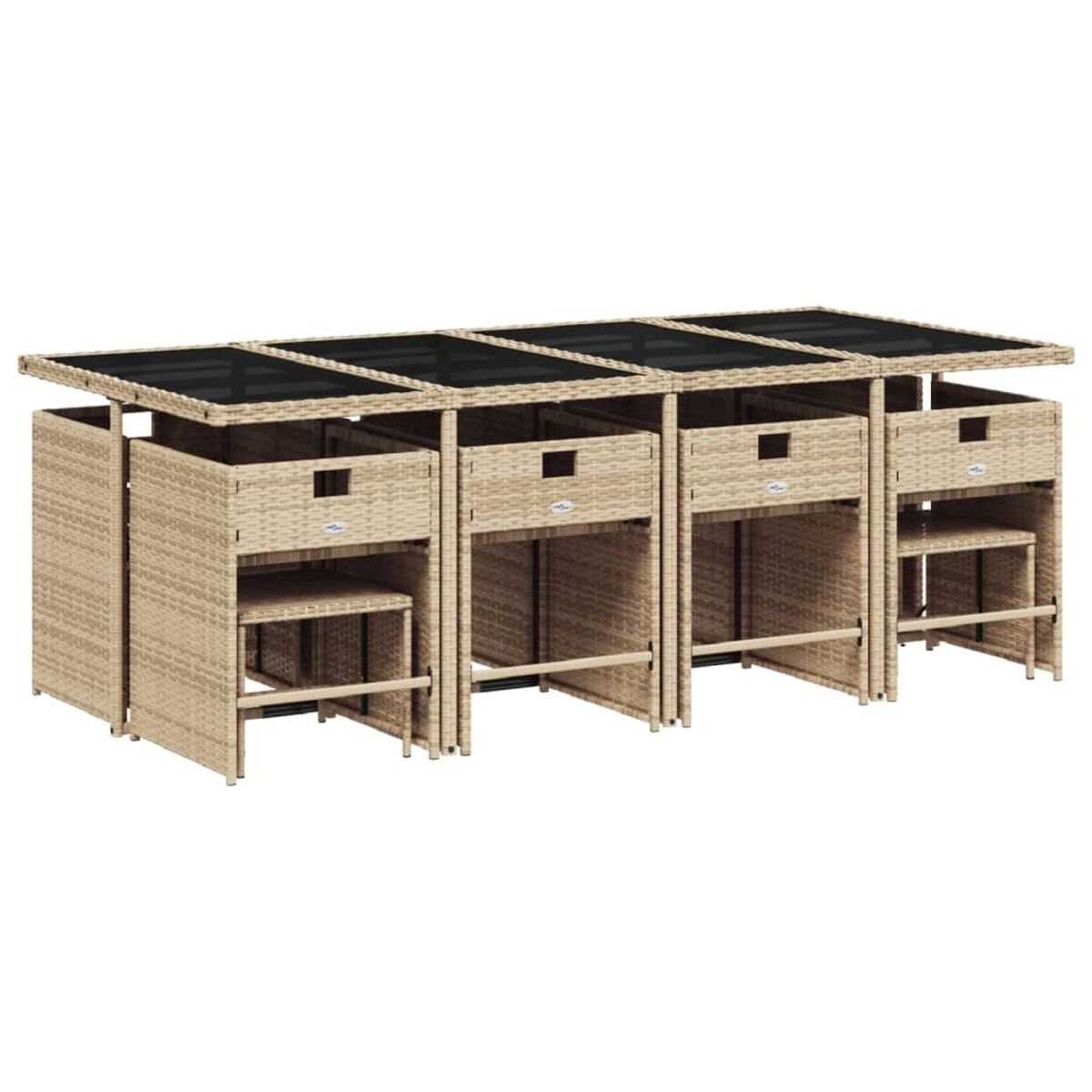 Bar esterno in rattan con sgabelli e piano in vetro nero. Mobili in rattan beige.